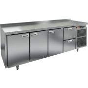 СТОЛ С МОРОЗ.ШКАФОМ HICOLD GN1112/BT