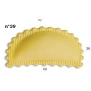 ШТАМП Д/РАВИОЛИ ДЛЯ НАСАДКИ LA MONFERRINA MULTIPASTA ПОЛУМЕСЯЦ 66Х36 ММ 39